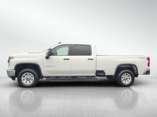 Photo of 2022 Summit White Chevrolet Silverado 2500