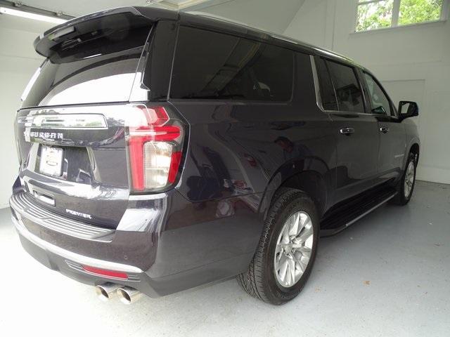 Photo of 2024 Dark Ash Metallic Chevrolet Suburban