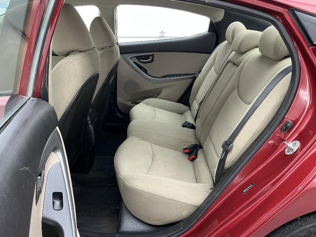 Photo of 2016 Venetian Red Hyundai ELANTRA