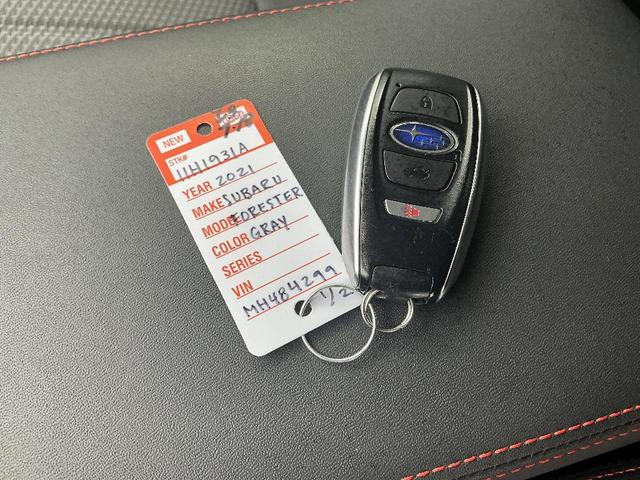 Photo of 2021 Magnetite Gray Metallic Subaru Forester