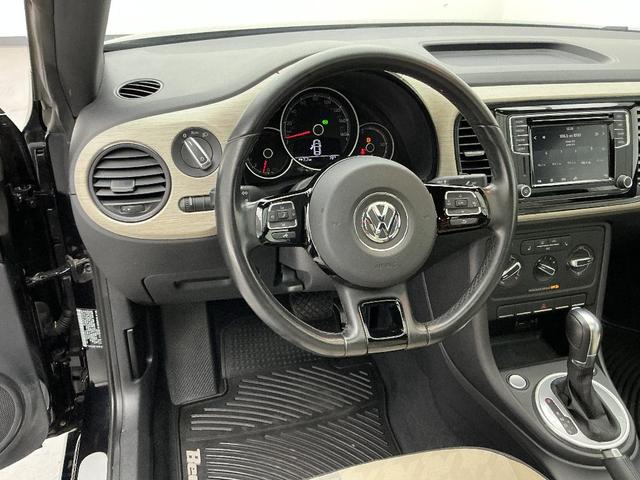 Photo of 2018 Deep Black Pearl Effect Volkswagen Beetle