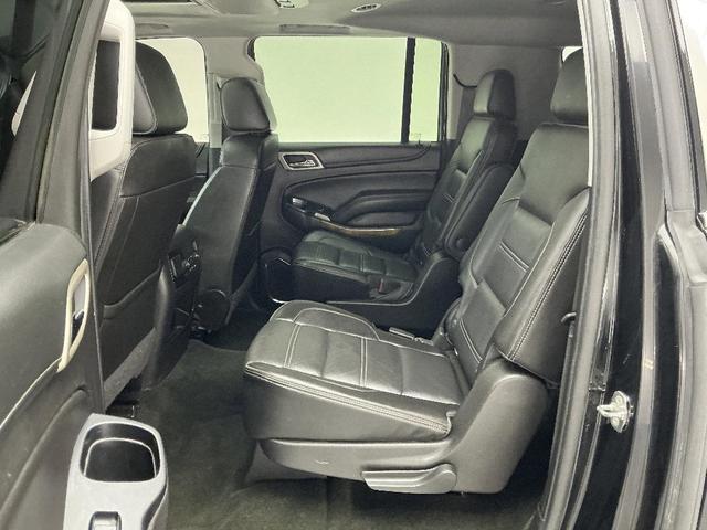 Photo of 2017 Black GMC Yukon XL