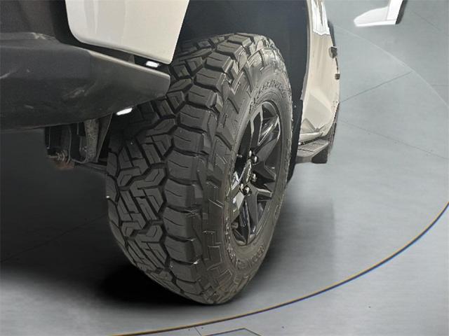Photo of 2020 Summit White Chevrolet Silverado 1500