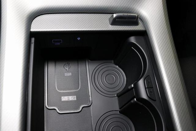 Photo of 2024 Abyss Black Pearl Hyundai PALISADE