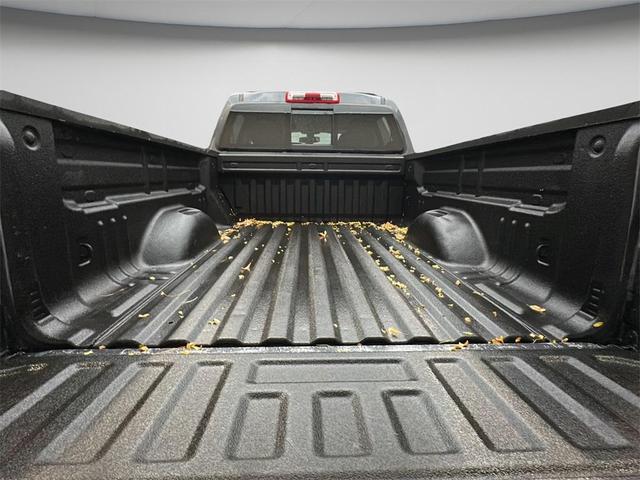 Photo of 2016 Cyber Gray Metallic Chevrolet Colorado