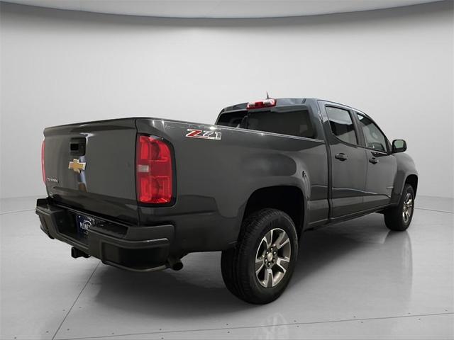Photo of 2016 Cyber Gray Metallic Chevrolet Colorado