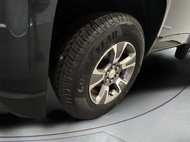 Photo of 2016 Cyber Gray Metallic Chevrolet Colorado