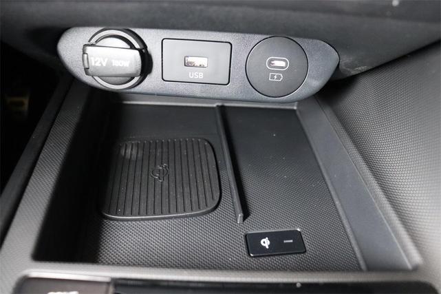 Photo of 2025 Black Hyundai ELANTRA HEV