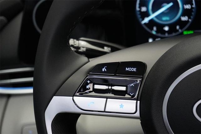 Photo of 2025 Black Hyundai ELANTRA HEV
