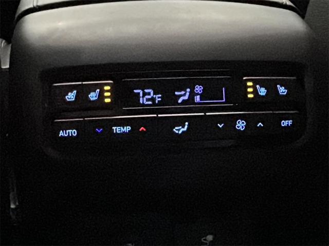 Photo of 2023 Hyper White Hyundai PALISADE
