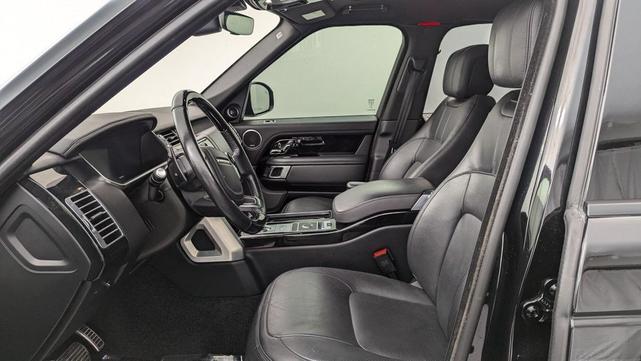Photo of 2022 Santorini Black Metallic Land Rover Range Rover
