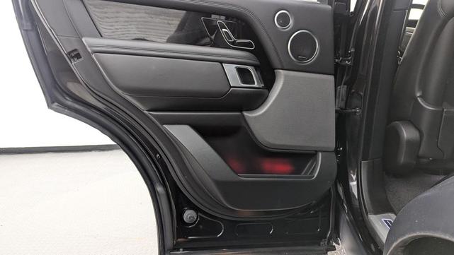 Photo of 2022 Santorini Black Metallic Land Rover Range Rover