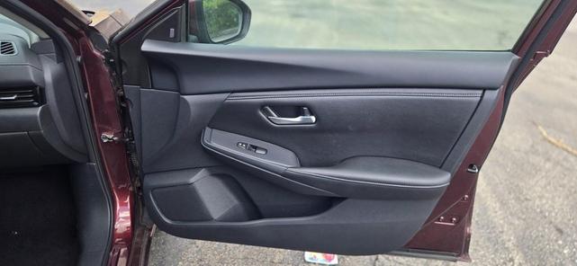 Photo of 2024 Rosewood Metallic Nissan Sentra