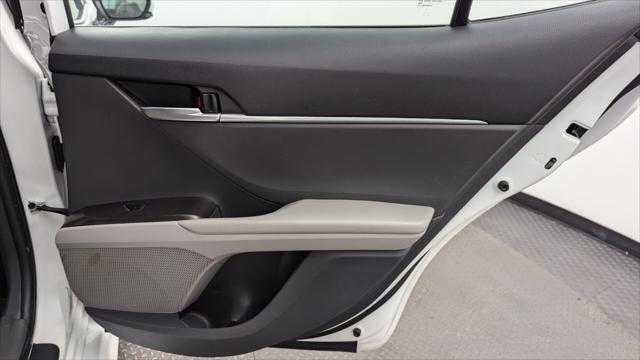 Photo of 2023 Ice Cap Toyota Camry
