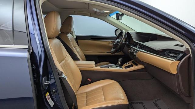 Photo of 2017 Nightfall Mica Lexus ES 350