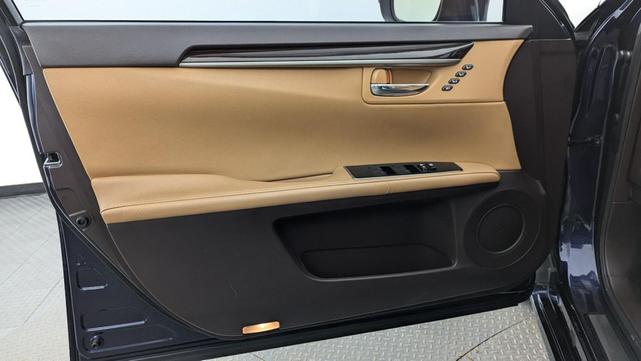 Photo of 2017 Nightfall Mica Lexus ES 350