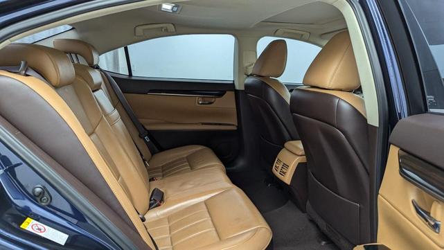 Photo of 2017 Nightfall Mica Lexus ES 350