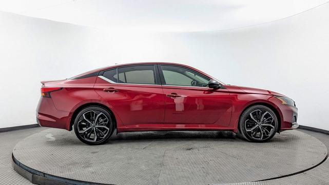 Photo of 2023 Scarlet Ember Tintcoat Nissan Altima