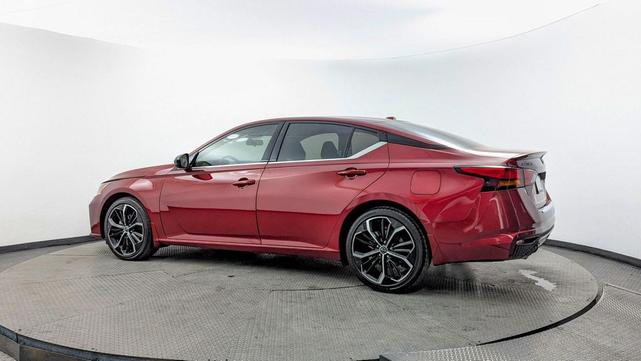 Photo of 2023 Scarlet Ember Tintcoat Nissan Altima