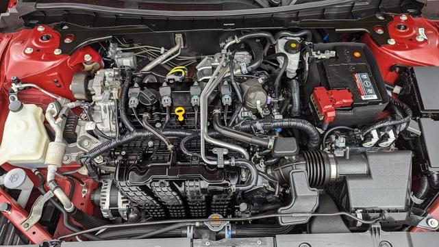 Photo of 2023 Scarlet Ember Tintcoat Nissan Altima