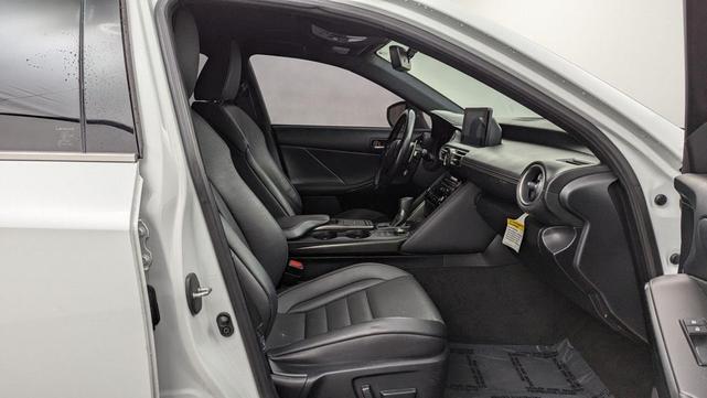 Photo of 2022 Ultra White Lexus IS 350