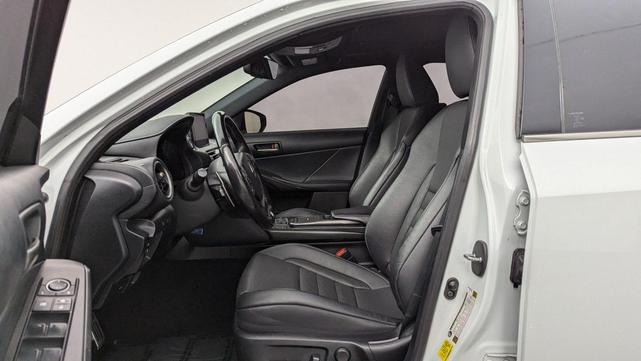 Photo of 2022 Ultra White Lexus IS 350