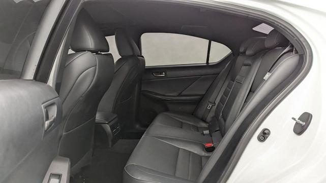 Photo of 2022 Ultra White Lexus IS 350