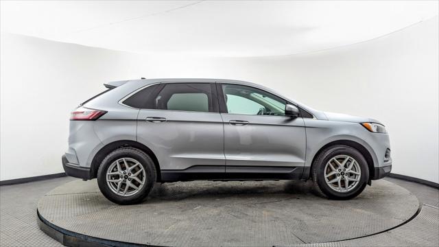 Photo of 2023 Silver Ford Edge