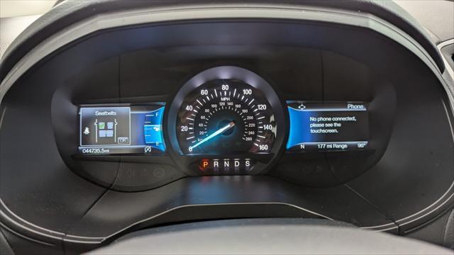 Photo of 2023 Silver Ford Edge
