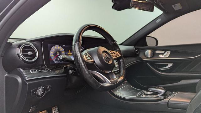 Photo of 2018 Obsidian Black Metallic Mercedes-Benz AMG E 43