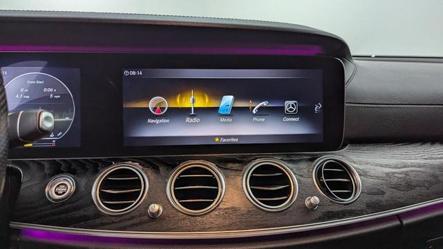 Photo of 2018 Obsidian Black Metallic Mercedes-Benz AMG E 43