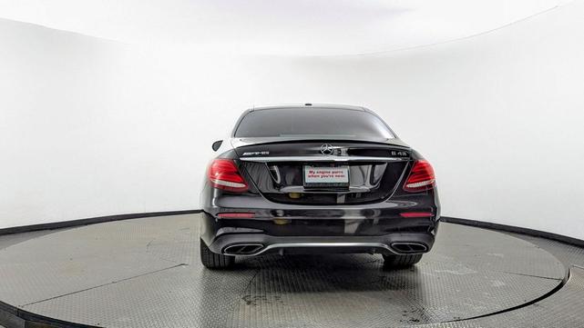 Photo of 2018 Obsidian Black Metallic Mercedes-Benz AMG E 43