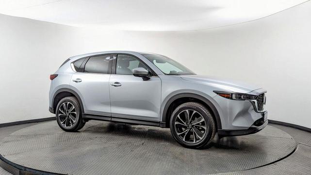 Photo of 2023 Sonic Silver Metallic Mazda CX-5