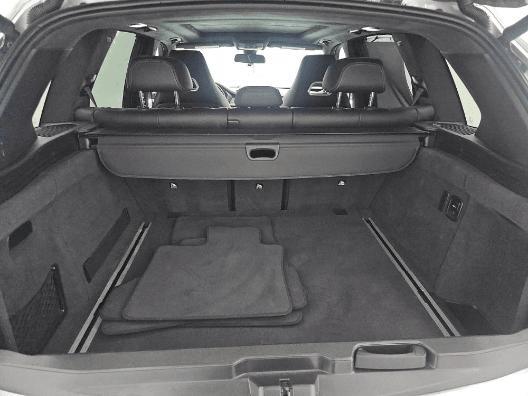 Photo of 2018 Donington Gray Metallic BMW X5 M