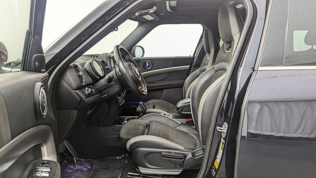 Photo of 2020 MINI Yours Enigmatic Black Metallic MINI Countryman