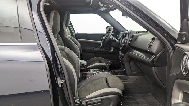 Photo of 2020 MINI Yours Enigmatic Black Metallic MINI Countryman