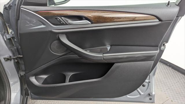Photo of 2023 Gray BMW X3