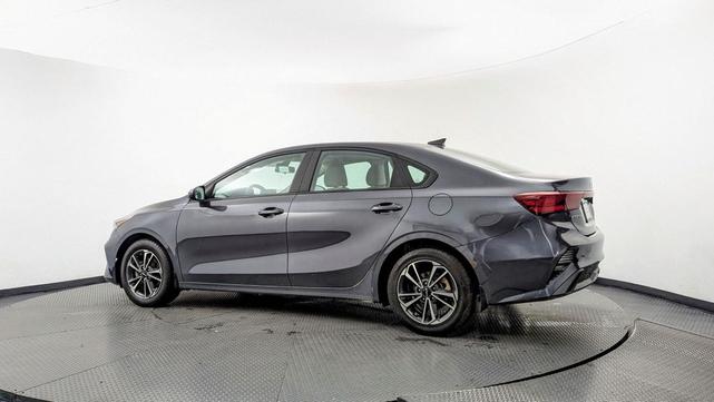 Photo of 2023 Gravity Gray Kia Forte