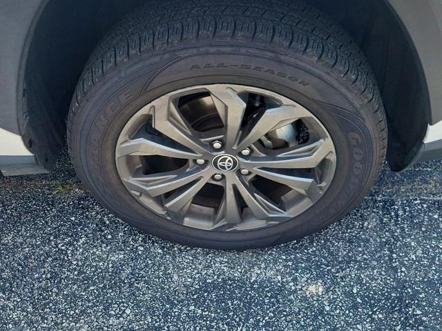 Photo of 2023 Wind Chill Pearl Toyota RAV4 Hybrid