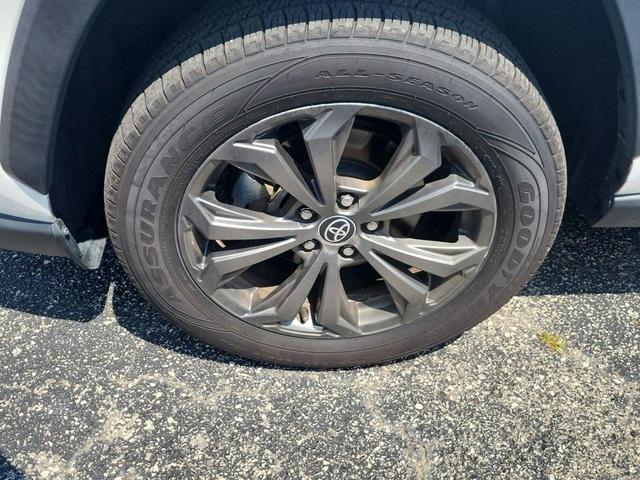 Photo of 2023 Wind Chill Pearl Toyota RAV4 Hybrid