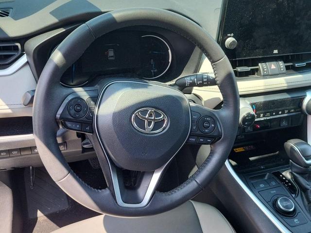 Photo of 2023 Wind Chill Pearl Toyota RAV4 Hybrid