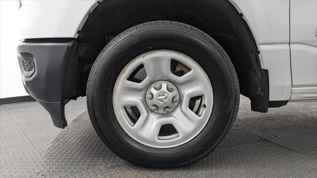 Photo of 2022 Bright White Clearcoat RAM 1500