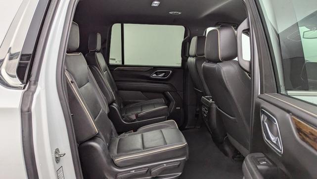 Photo of 2023 Summit White Chevrolet Suburban