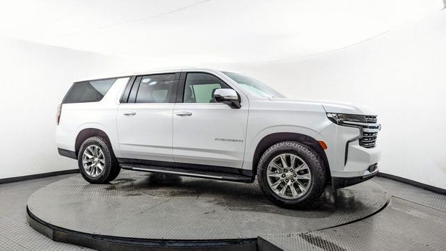 Photo of 2023 Summit White Chevrolet Suburban