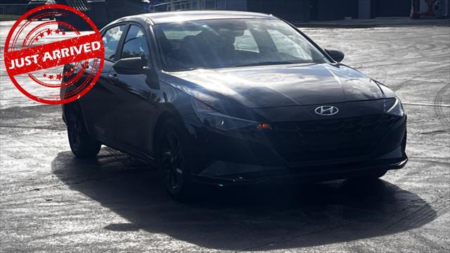 2022 Hyundai Elantra Hev