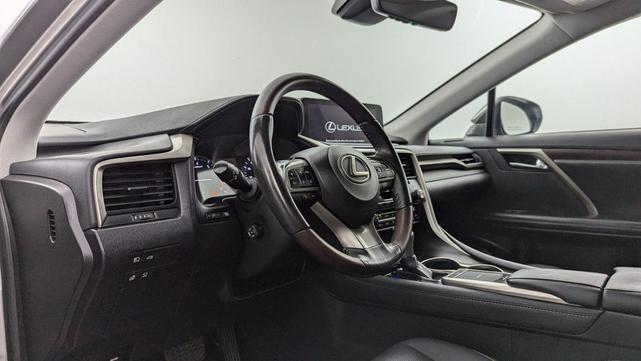 Photo of 2022 Atomic Silver Lexus RX 350