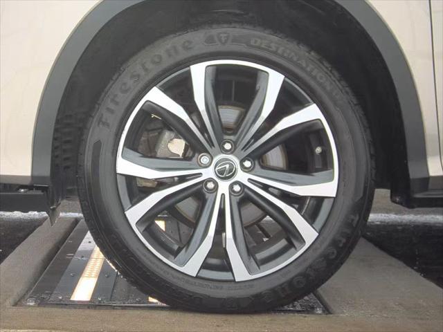 Photo of 2022 Atomic Silver Lexus RX 350