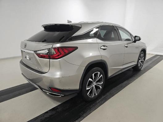 Photo of 2022 Atomic Silver Lexus RX 350