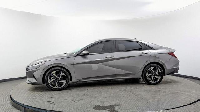 Photo of 2023 Fluid Metal Hyundai ELANTRA