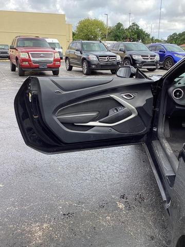 Photo of 2020 Black Chevrolet Camaro
